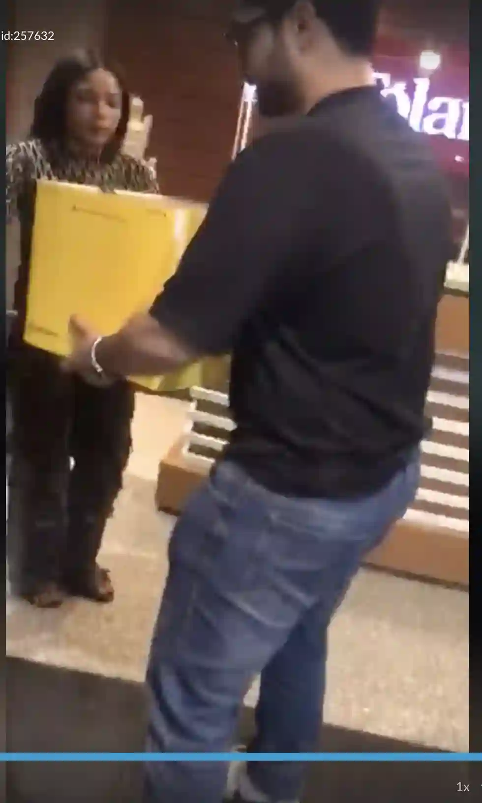 successful-birthday-cake-delivery-to-customer-at-nipost-towers-23-adeola-odeku-st-victoria-island-lagos